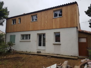 Maison après rehaussement en bois - MBA MENUISERIE