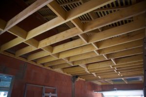 Plancher en bois pour grenier - MBA MENUISERIE